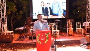 Başkan Yücel basın mensuplarına seslendi: "Işığınız hep yansın"