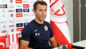 Bülent Korkmaz: "Engele takılıp düştük ama kalkmasını da biliriz"