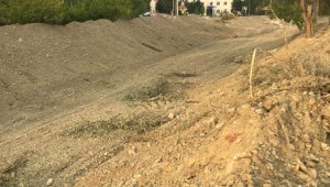 Dereköy'de dere ıslah çalışması başladı