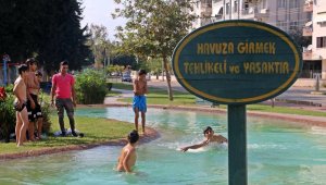 Ekim ayında çocukların süs havuzu keyfi