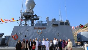 TCG Poyraz, Kaş'ta Ziyarete Açıldı