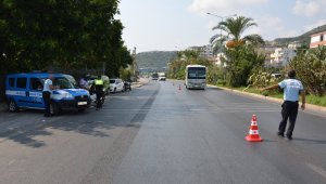 Ulaşım Zabıtası Alanya'da denetimlerini sürdürüyor