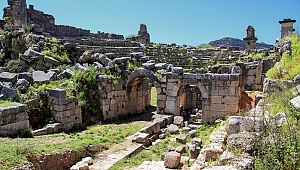 2 milyon 748 bin 664 kişinin gezdiği müze 27 milyon 506 bin 343 lira gelir sağlandı.