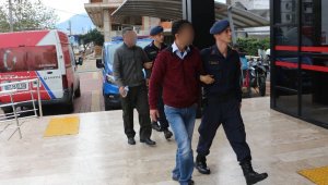 46 yaşındaki kadını zorla otomobile bindirip kaçıran 3 kişi tutuklandı