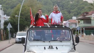 5 yaşında karateye başladı, 15 yaşında dünya şampiyonu oldu