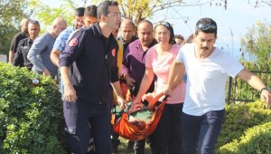 Anne, kızı fenalaşınca intihardan vazgeçti
