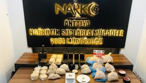 Antalya'da 18 kiloluk uyuşturucu operasyonu