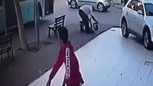 Antalya'da patenci çocuğa, otobüs şoföründen tokatlı dayak