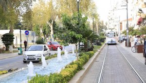 Büyükşehir'den Işıklar'a 12 bin 500 adet çiçek
