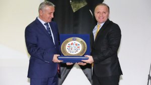 Eğitim Fakültesinde Öğretmenler Günü kutlaması