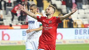 HAKAN VE DALA  takımdan ayrı çalıştı