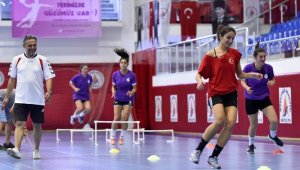 Muratpaşa kadın hentbol takımı Rize deplasmanında