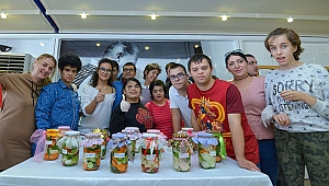 Özel çocuklar turşu kurdu