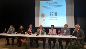 Turizm çalışanlarının sorunları tartışıldı