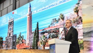 Vali Karaloğlu: "Antalya turizmi büyümeye devam edecek"