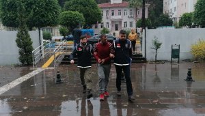 2 motosikleti çalan şüpheliler gezerken yakalandı