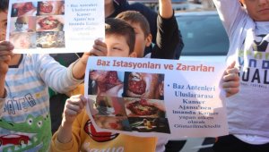 Antalya'da 'baz istasyonu' tepkisi