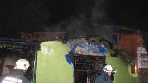 Antalya'da korkutan ev yangını