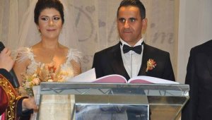 Kaş Milli Eğitim Müdürü dünya evine girdi