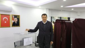 Kaş'ta AK Parti delege seçimleri yapıldı