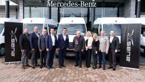 Mercedes-Benz Türk'ten 50 adetlik araç teslimi