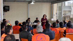Muratpaşa Belediyesi'nden erkeklere eğitim