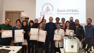 Öğretmenler sertifikalarını aldı
