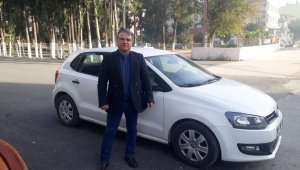 Özür beklerken kaçan sürücüye kızıp polise şikayetçi oldu