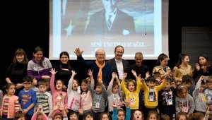 Prof. Dr. Tekelioğlu yerli malını anlattı
