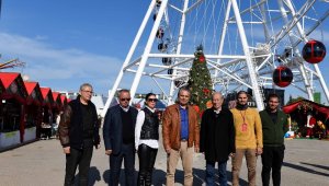 Uysal, Yeni Yıl Market'i ziyaret etti