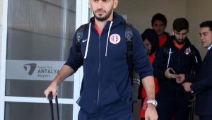 Antalyaspor'da Salih ile Eren asker