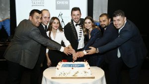 Genç liderler, devir teslim töreninde buluştu