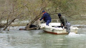 Irmakta cesedi bulunan oğlunu dövmesinden teşhis etti