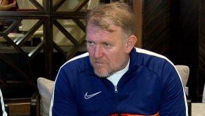 Kayserispor Teknik Direktörü Robert Prosinecki: Takımı ligde tutacağız