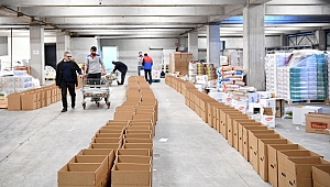 Konyaaltı Belediyesi'nden Elazığ'a yardım eli