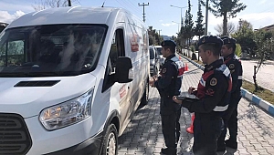 ‘Kural’lı sürücülere   şeker ikramı