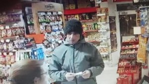 Marketteki hırsızlık kamerada