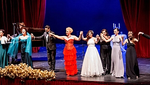 RUS BESTECİLER KONSERİ