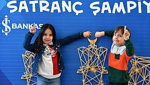 Satranç’ın şampiyon ikizleri