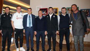 Şenol Güneş'ten Beşiktaş kampına ziyaret