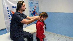 Skolyozda erken tanı önemli