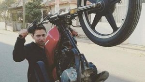 Yarıştıkları öne sürülen motosikletler çarpıştı: 1 ölü, 1 yaralı