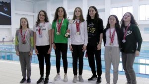 Yüzme müsabakaları sona erdi