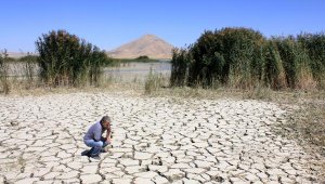Göllerde susuzluk depremi