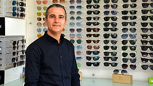 GÖZLÜKÇÜLER ODALAŞTI