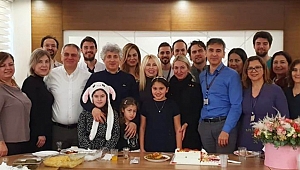 Sürpriz doğum günü kutlaması