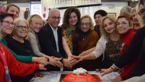 Yaşlılardan Sevgililer Günü kutlaması