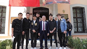 Atatürk'ün  Antalya'ya  gelişi kutlandı