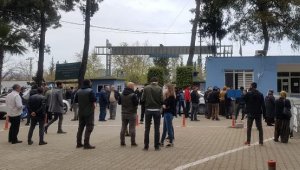 Cenazede sosyal mesafe uygulanmadı