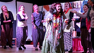 'Düğün Dernek' neşelendirdi